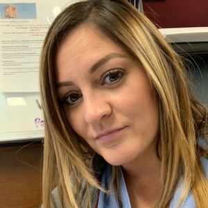 Meet your Posher, Vanessa